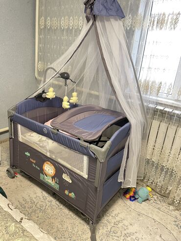 бешик манеж: 1) Манеж кроватка с рождения 3-лет можно укачивать, передняя стенка