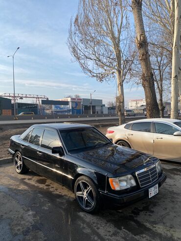 мерс машна: Mercedes-Benz W124: 1994 г., 2.8 л, Автомат, Бензин, Седан