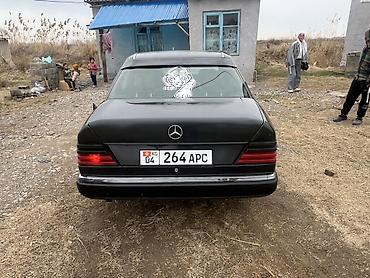 Mercedes-Benz: Mercedes-Benz W124: 1991 г., 2.3 л, Механика, Бензин, Седан — 5