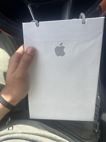 apple macbook: IPhone 18 Pro, 256 GB, Gümüşü, Face ID — 3
