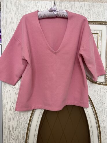 свитер: Женский свитер M (EU 38), цвет - Розовый, Zara