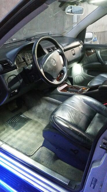 Mercedes-Benz: Mercedes-Benz ML 270: 2.7 l | 2003 il Universal — 16