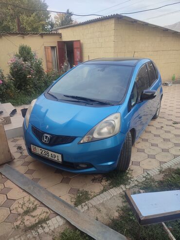 honda fit рассрочка: Honda Fit: 2008 г., 1.4 л, Механика, Бензин, Пикап