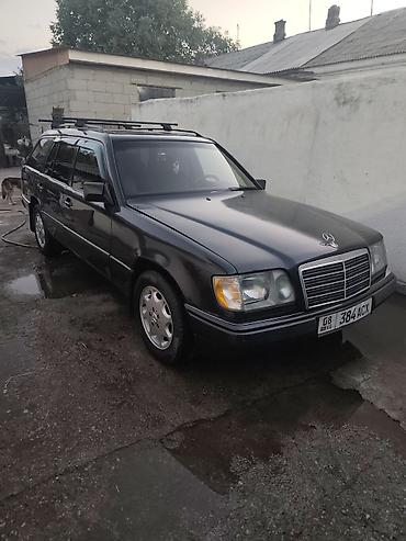 m 5: Mercedes-Benz E-Class: 1994 г., 2.2 л, Автомат, Бензин, Универсал — 4