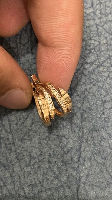 эрнис костюм биография: Сөйкөлөр, Үлгүсү 585, Фианит, Аялдарга, Жуп топтом