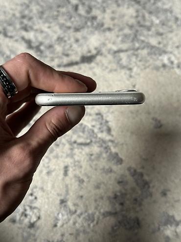 Apple iPhone: IPhone 11, Б/у, 128 ГБ, Белый, Зарядное устройство, 71 % at lalafo.kg — 6 Apple iPhone: IPhone 11, Б/у, 128 ГБ, Белый, Зарядное устройство, 71 % — 6