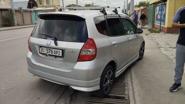 куплю honda accord: Honda Fit: 2002 г., 1.3 л, Бензин