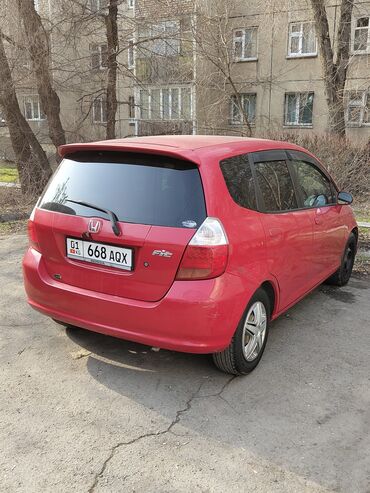 ход док: Honda Fit: 2001 г., 1.3 л, Вариатор, Бензин, Хэтчбэк