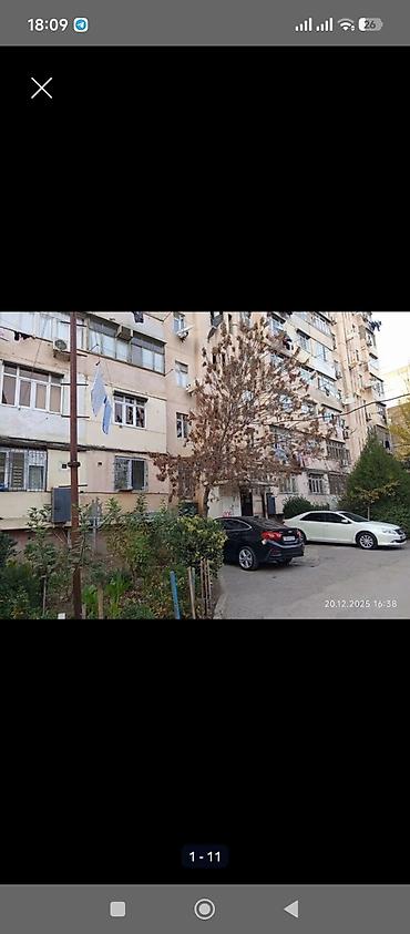 masa ve stullar: Sumqayıt 13 mikrayon 3 otaqlı ev orta blok 3 mərtəbə əşyaları ilə ofis — 9