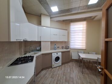 Yeni tikili: 2 otaqlı, Yeni tikili, m. Elmlər Akademiyası, 90 kv. m — 5