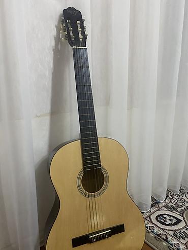 electro gitar: Klassik akustik gitara – MRJ brendi - Korpus: təbii ağac rəngli — 5