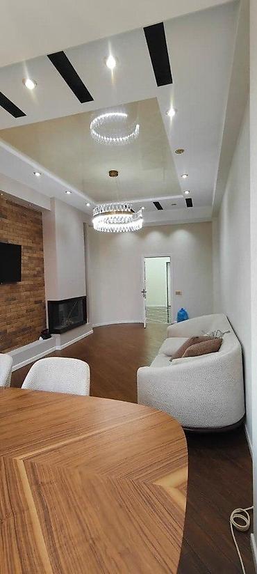 azadliq m: 3 otaqlı, Yeni tikili, m. Azadlıq Prospekti, 136 kv. m — 3