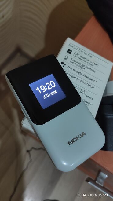 nokia 3 4: Nokia 2760 Flip, 4 GB, rəng - Ağ, Düyməli, İki sim kartlı, Sənədlərlə