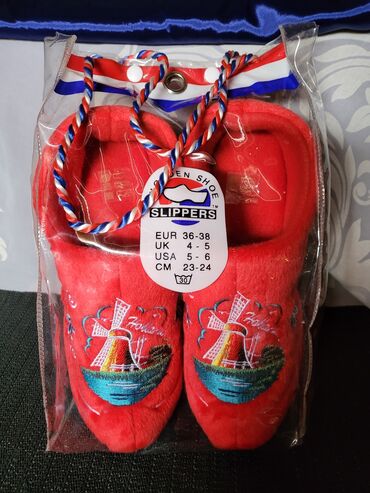 sinsay sobne papuce: Indoor slippers, 38 at lalafo.rs sinsay sobne papuce: Indoor slippers, 38