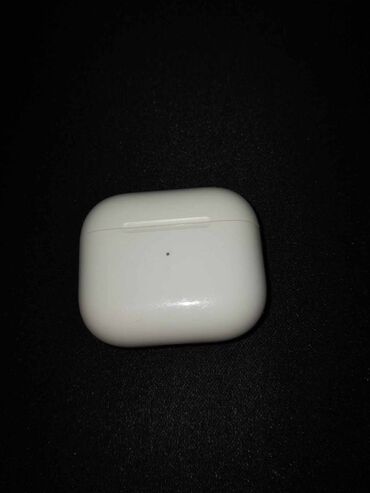 airpods case: Airpods 3 keys. 1-2 ay ishlenib. Elani diqqetle oxuyun. Yalniz keys