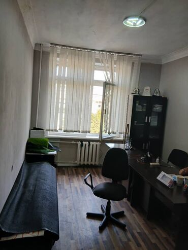 сдается дом под офис: Адрес: Киевская Советская, 4 этаж, 2 комнаты тел