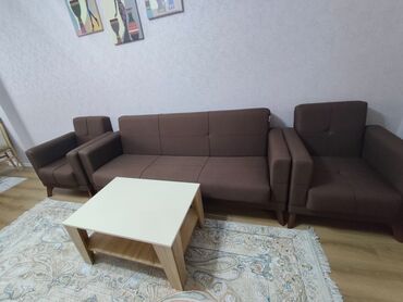 QAZ: İşlənmiş, Divan, 2 kreslo, Bazasız, Açılan
