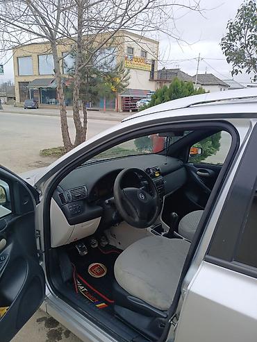 vito 111 cdi: Fiat Stilo: 1.9 l | 2004 il 30070 km Universal — 1