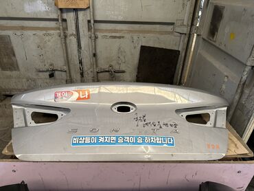 Передние фары: Крышка багажника Hyundai 2018 г., Б/у, Оригинал