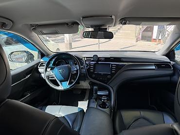 джили авто: Toyota Camry: 2020 г., 2.5 л, Автомат, Бензин, Седан — 5