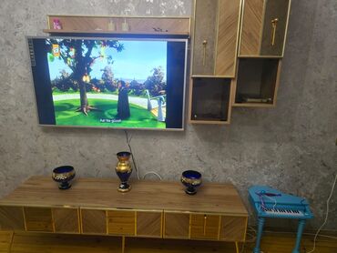 стеклянная подставка под телевизор: İşlənmiş, Düz TV altlığı