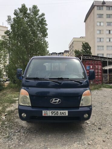 уаз сатам: Hyundai Porter: 2004 г., 2.5 л, Механика, Дизель