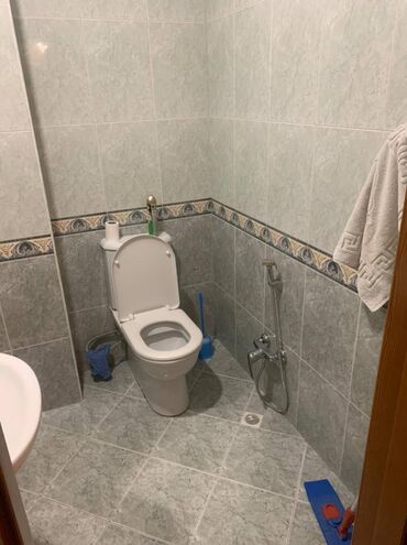 Köhnə tikili: Bakı, 3 otaqlı, Köhnə tikili, m. Gənclik, 140 kv. m — 4