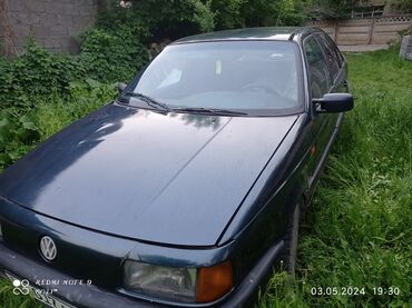 в нерабочем состоянии: Volkswagen Passat: 1993 г., 1.8 л, Механика, Бензин, Седан