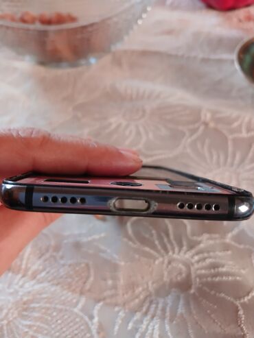 telefonun platasi nedir: Məhsul: Xiaomi Redmi Note olmalıdır.Dəqiq bilmirəm. - Alt hissədə