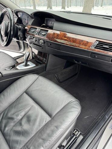 BMW: BMW 5 series: 2010 г., 3 л, Робот, Бензин, Седан — 9