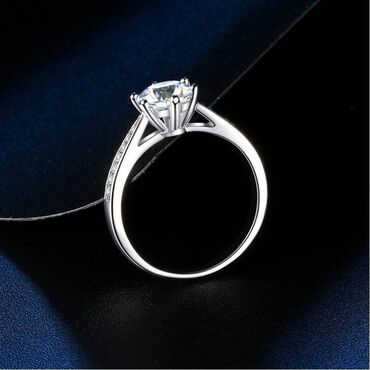 женское кольцо: Кольцо женское, изящное, размер 20