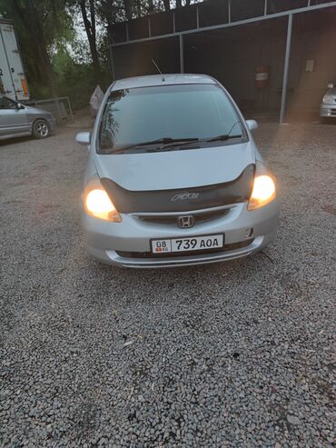 дешовая машина: Honda Fit: 2002 г., 1.3 л, Автомат, Бензин