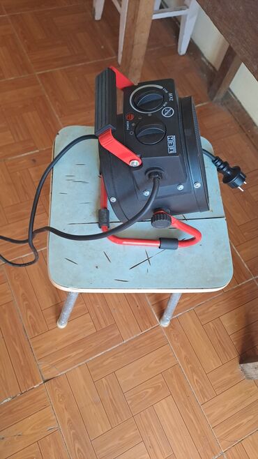 elektrikli peç: Original TEH isiticisi sərinlətmə moduda var ayarlanabilən isiticidir