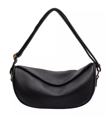 сумка черная: Продается сумка новая. мягкая ЭКО кожа. размер сумки высота 19см и
