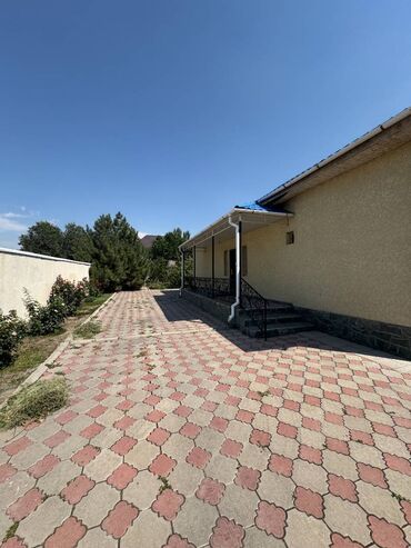 купля продажа домов в бишкеке: Дом, 148 м², 4 комнаты, Агентство недвижимости, Евроремонт