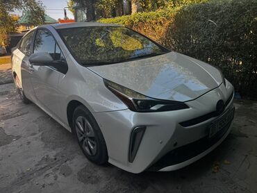 Toyota: Toyota Prius: 2019 г., 1.8 л, Вариатор, Гибрид, Хэтчбэк