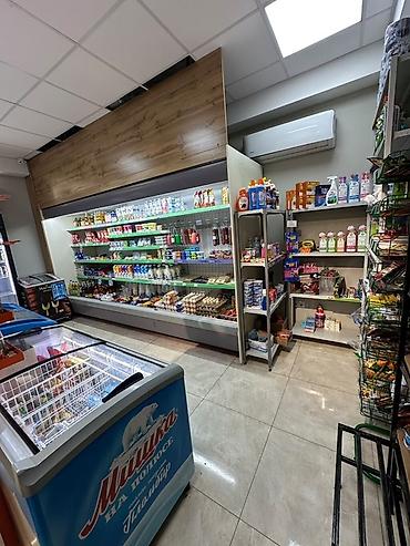 Аренда магазинов: 10 мкр Сдается готовый бизнес - продуктовый магазин Площадь: 52м2 В — 7