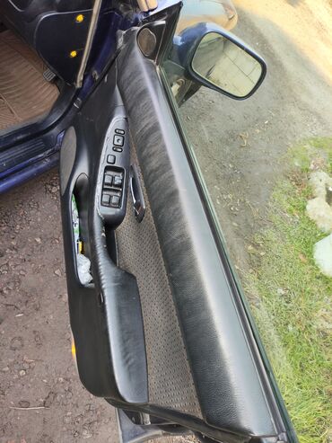 Subaru: Subaru Legacy: 2001 г., 2 л, Автомат, Бензин, Седан — 12