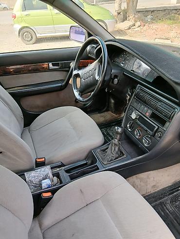 Audi: Audi 100: 1992 г., Седан — 9