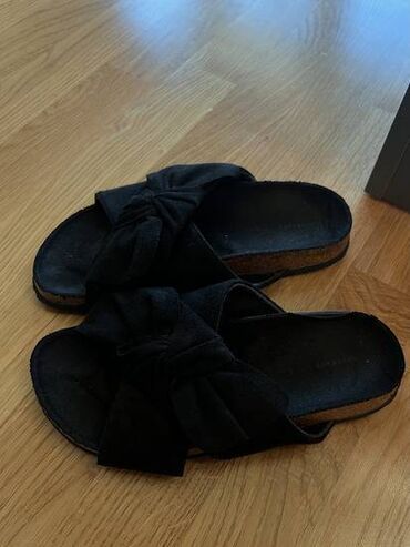 orsay crna jakna: Beach slippers, Reserved, 36