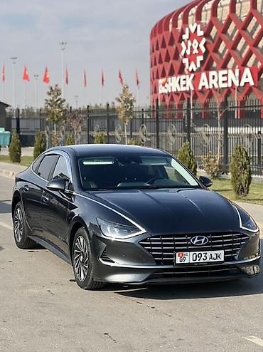соната нюрайс гибрид: Hyundai Sonata: 2022 г., 2 л, Гибрид, Седан — 4