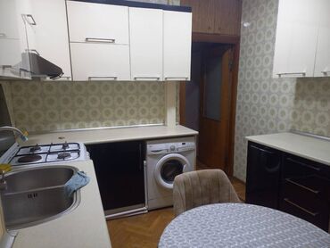 Uzunmüddətli kirayə mənzillər: 6-cı mikrorayon, Mirmahmud Kazimovski küçəsində (Alvadı marketlə — 6