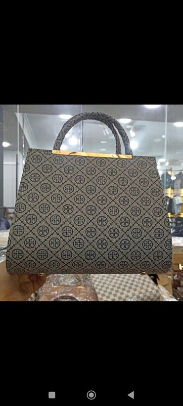 Çantalar: Əl çantası — 3