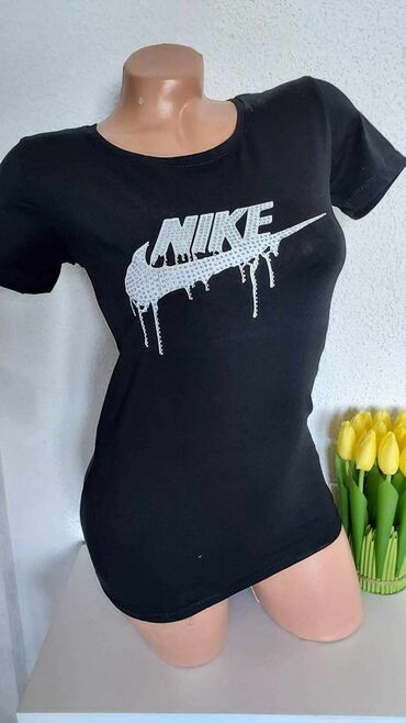 Majice kratkih rukava: Firmirane majice s.m.l 
1500 din — 1