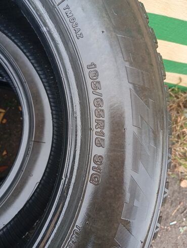 низкопрофильная резина: Шины 195 / 65 / R 15, Зима, Б/у, Комплект, Легковые at lalafo.kg низкопрофильная резина: Шины 195 / 65 / R 15, Зима, Б/у, Комплект, Легковые