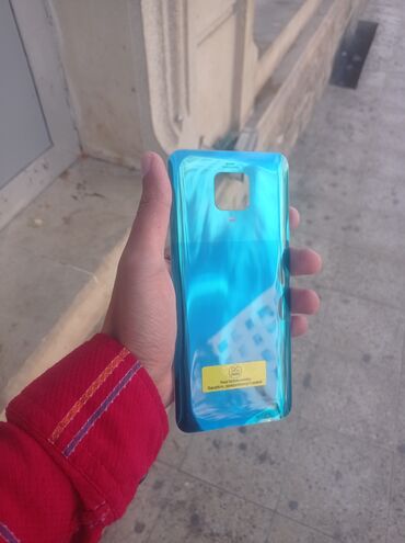 Kabrolar: Salam Rəsmi Note 9S Arxa Qapağı Satılır Hər Yerdə 30 Manatdır Mən 10