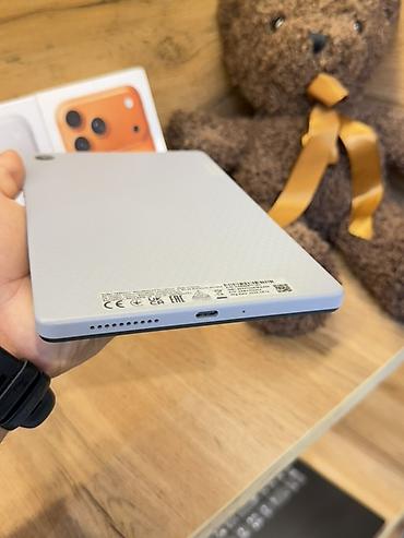 tab 9: Планшет Lenovo (серия Tab, компактный формат 8–9") в светло‑сером — 4