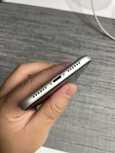 Apple iPhone: IPhone Xr, 128 ГБ, Белый — 7