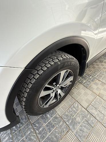 subaru outbreak: Toyota RAV4: 2016 г., 2 л, Вариатор, Бензин, Кроссовер — 9