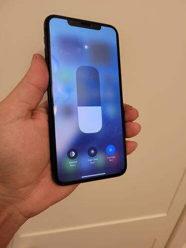 Apple iPhone: IPhone 11 Pro Max, 64 GB, Graphite, Face ID — 10